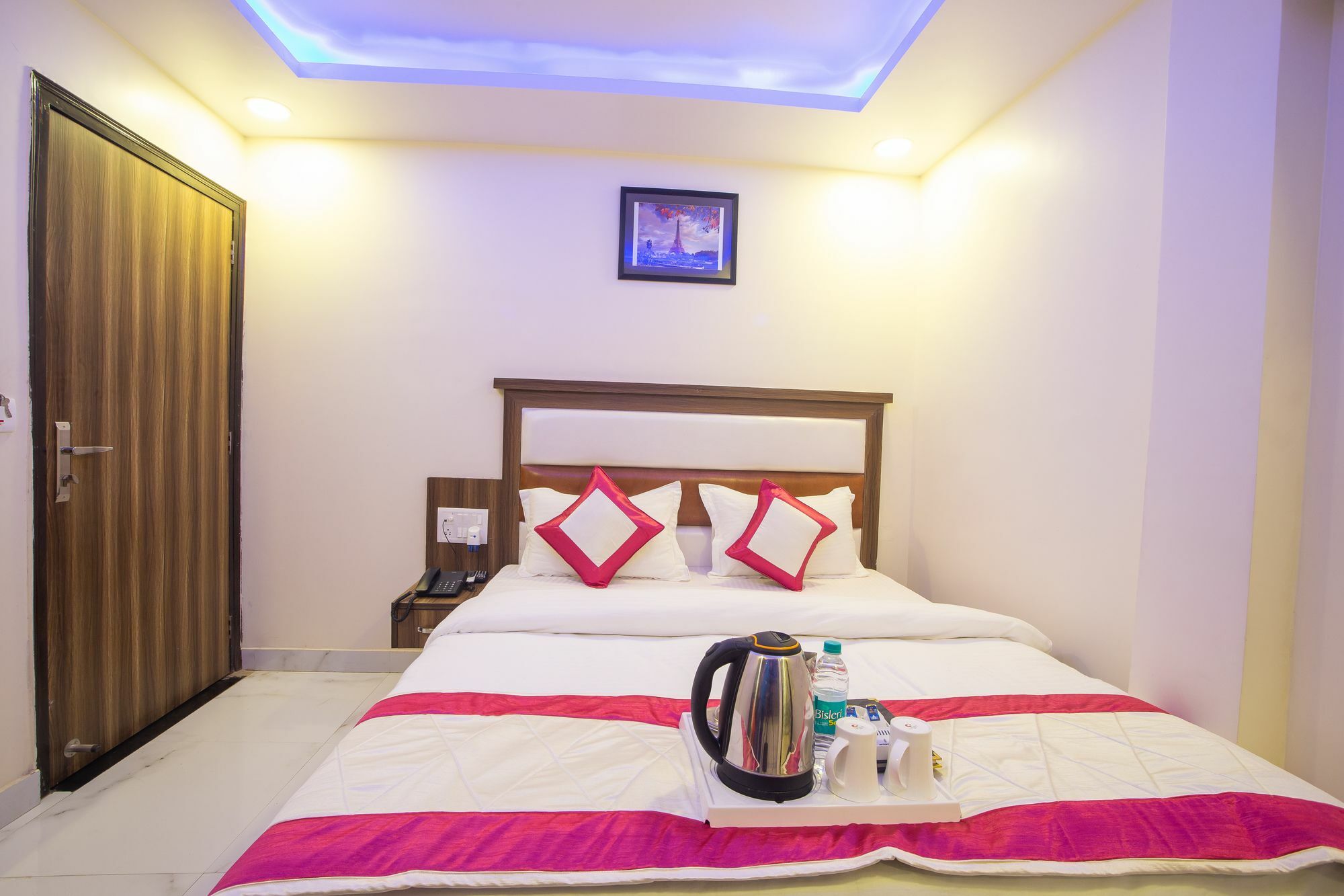Hotel Sarthak Palace - By Pooja Hospitality Új-Delhi Kültér fotó