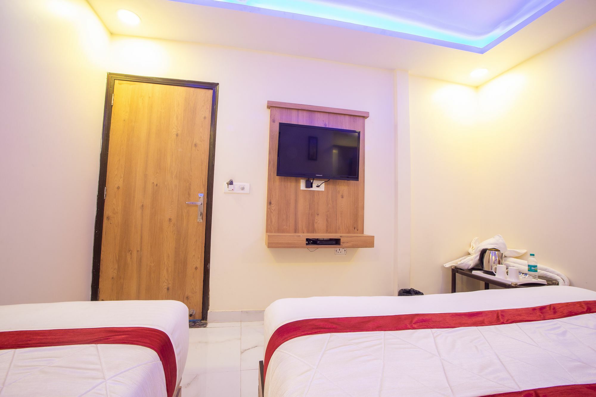 Hotel Sarthak Palace - By Pooja Hospitality Új-Delhi Kültér fotó