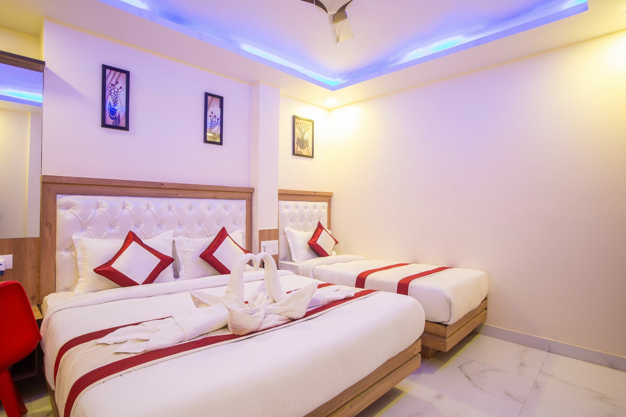 Hotel Sarthak Palace - By Pooja Hospitality Új-Delhi Kültér fotó