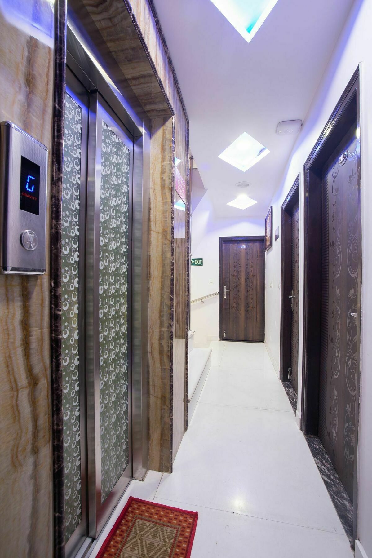 Hotel Sarthak Palace - By Pooja Hospitality Új-Delhi Kültér fotó