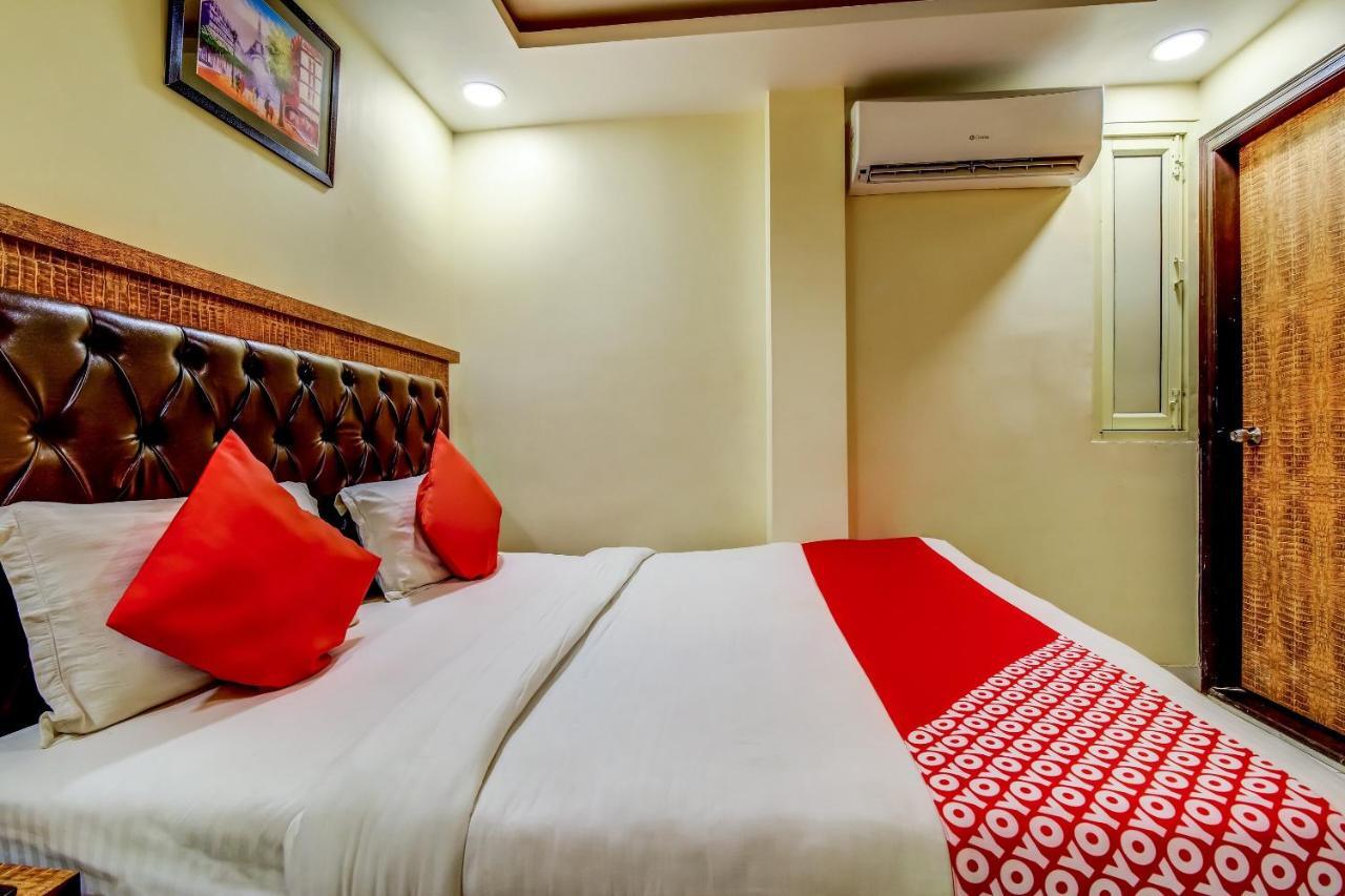 Hotel Sarthak Palace - By Pooja Hospitality Új-Delhi Kültér fotó