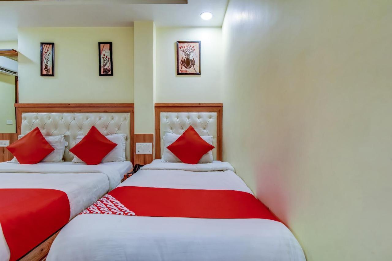Hotel Sarthak Palace - By Pooja Hospitality Új-Delhi Kültér fotó
