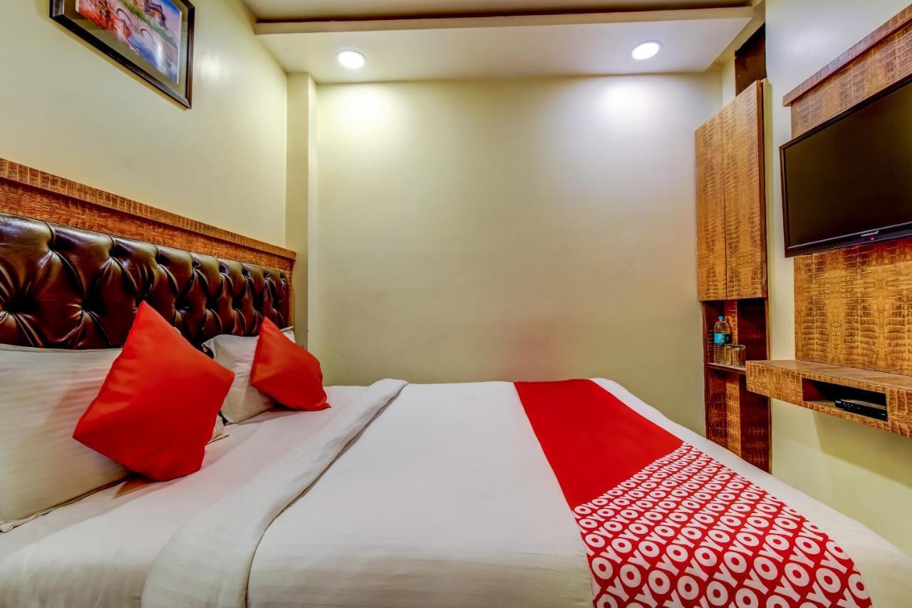 Hotel Sarthak Palace - By Pooja Hospitality Új-Delhi Kültér fotó